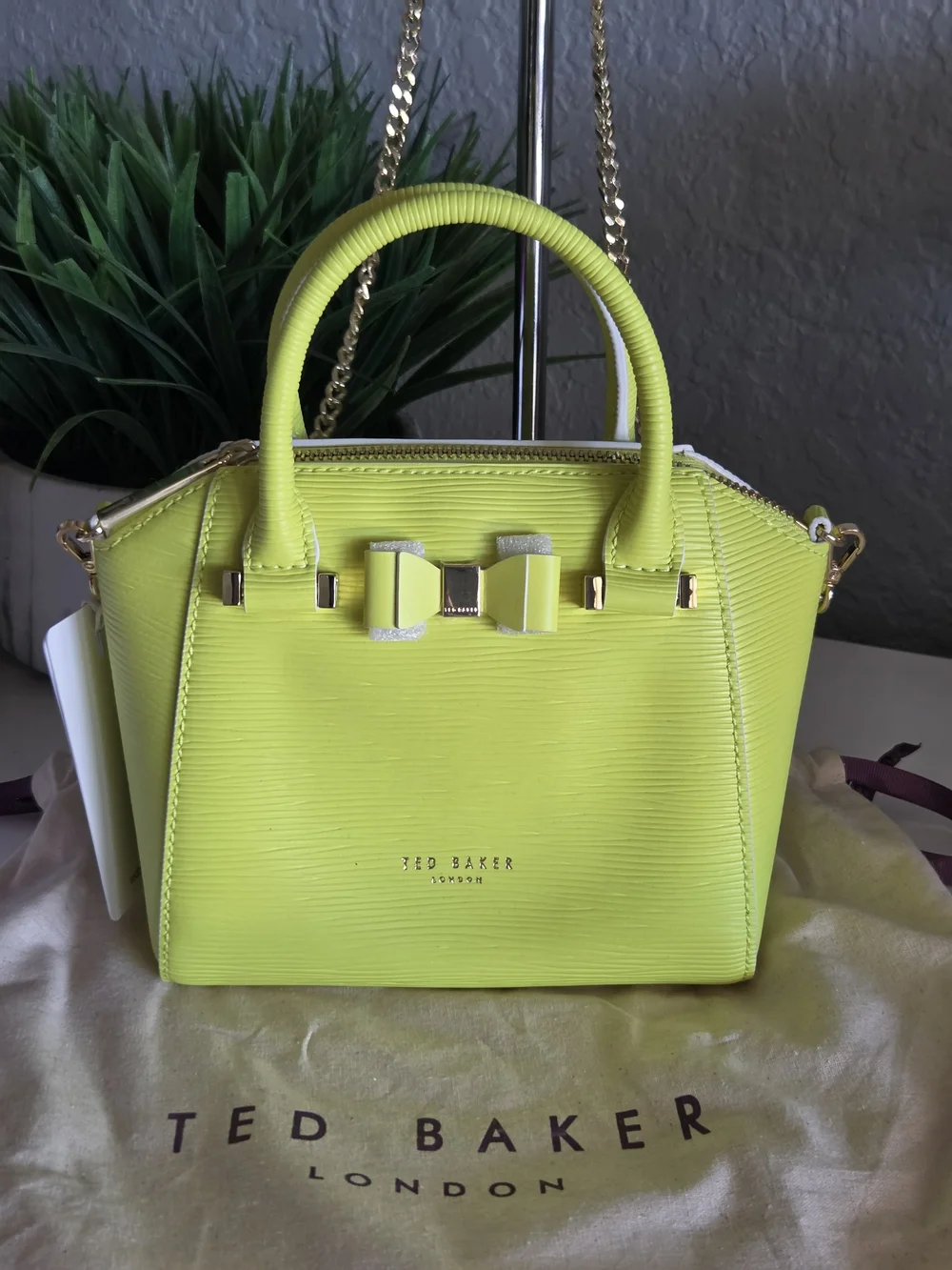 Ted Baker London NWT Bow Micro Leather Tote Bag Neon Yellow Lime Crossbody